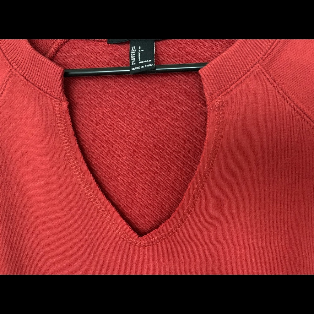F21| Long Sleeves pullover - Picture 4 of 5